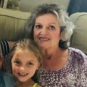 Meet your Posher, Debbie